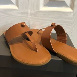 Rampage Thong Sandal Tan size 7